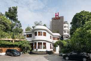 House Sangkuriang, Rp 687.961