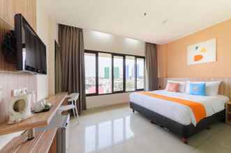 Others 4 Sans Hotel The Green Bekasi by RedDoorz