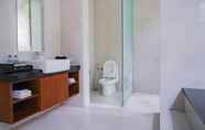 Toilet Kamar 5 Bale Gede Luxury Villas