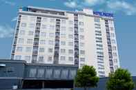 ภายนอกอาคาร Pacific Hotel Balikpapan