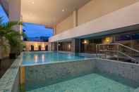 Swimming Pool Hotel Santika Premiere Gubeng