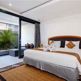 Bedroom 1 The Kanjeng Suites Kuta Galeria - Bali, Kuta Hotels