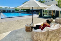 Swimming Pool Pangeran Beach Hotel