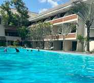 Swimming Pool 4 Hotel Augusta Garut