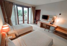 Kamar Tidur 2 The Oxalis Regency Hotel