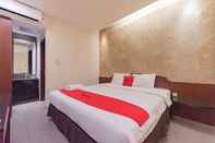 ห้องนอน RedDoorz Plus @ Cipaganti Street 3