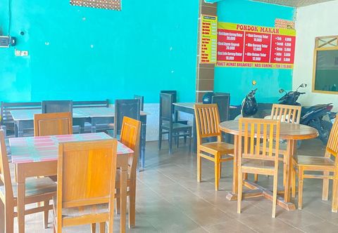 Nhà hàng Pondok Wisata Parangtritis