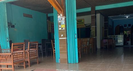 Bên ngoài 2 Pondok Wisata Parangtritis