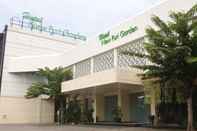 ภายนอกอาคาร Hotel New Puri Garden Bandara Semarang