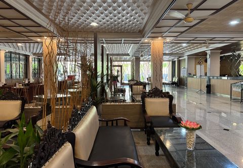 Lobby Hotel Sinar 1