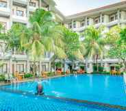 สระว่ายน้ำ 3 Hotel Lombok Garden