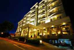 M Regency Makassar, SGD 38