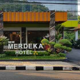 Exterior / Building 1 Hotel New Merdeka Pati, Pati Hotels