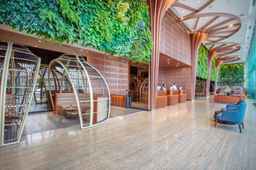 HARRIS Hotel & Conventions Gubeng, SGD 59