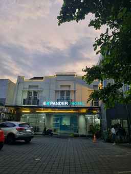 Expander Hotel Semarang, SGD 15