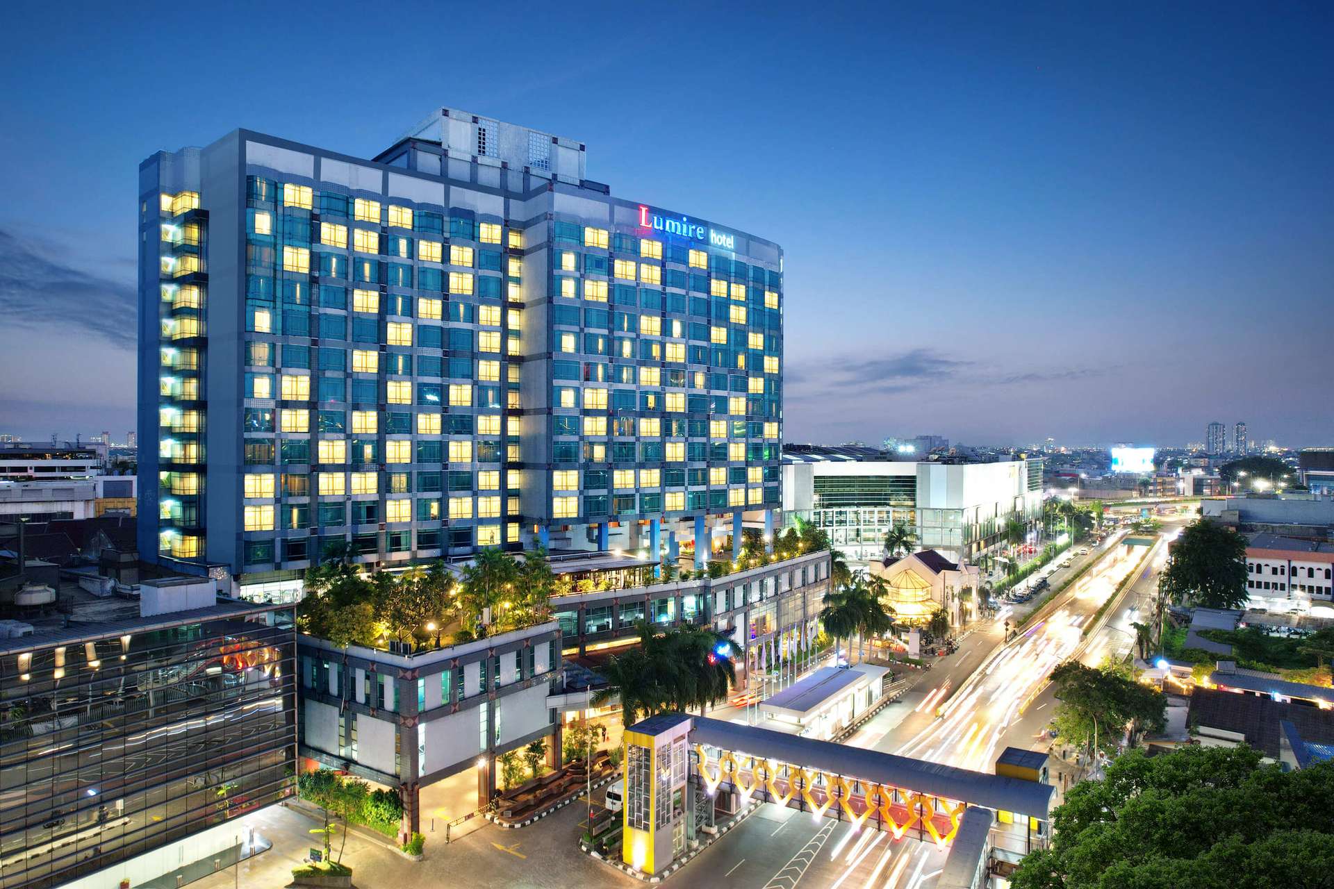 Lumire Hotel & Convention Center - Hotel di Senen Jakarta