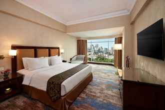 Kamar Tidur 4 Lumire Hotel & Convention Center