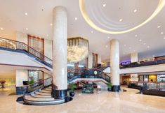 Lobby 5 Lumire Hotel & Convention Center