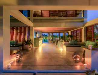 Lobi 2 Hotel Komune and Beach Club Bali