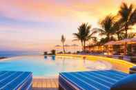 Kolam Renang Hotel Komune and Beach Club Bali