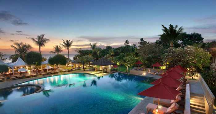 Swimming Pool Bali Niksoma Boutique Beach Resort