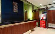 Lobby 3 RedDoorz Plus @ Blue Pacific Blok M