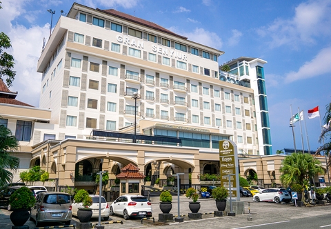 Bangunan Gran Senyiur Hotel