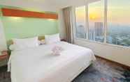 Kamar Tidur 4 Harris Suites FX Sudirman