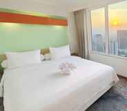 Phòng ngủ 4 Harris Suites FX Sudirman