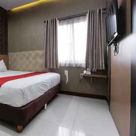 RedDoorz Plus @ Tuparev Cirebon 1, スンベルターミナルホテル