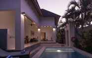 Bangunan 3 The Seminyak Suite – Private Villa