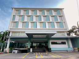 LUXURY MALIOBORO HOTEL, Rp 869.369