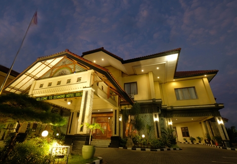 Bangunan Diamond Hotel Solo