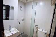 In-room Bathroom Hyper Inn - Paskal Hypersquare