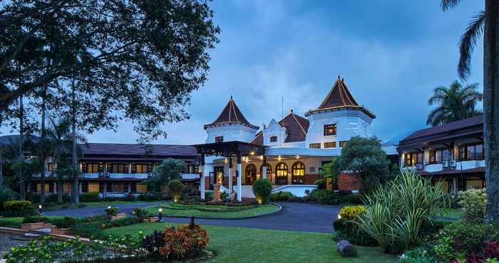 Bangunan eL Hotel Kartika Wijaya Batu