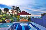 Swimming Pool Alessandra Private Villa Syariah