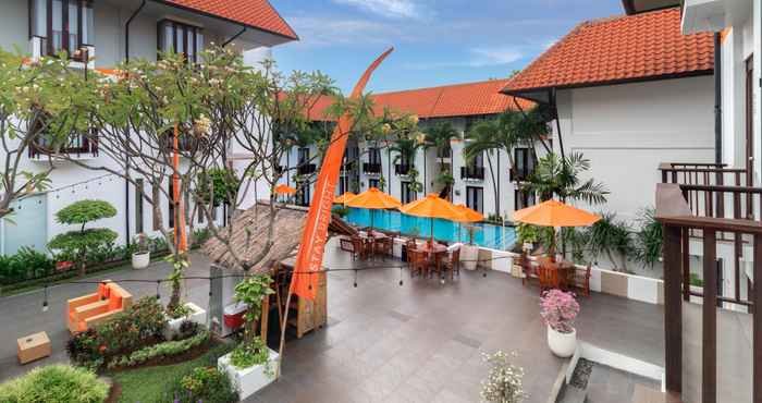 ภายนอกอาคาร HARRIS Hotel Kuta Tuban Bali