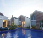 Swimming Pool 4 Syailendra Hotel Syariah Jepara