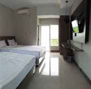 Bedroom 4 Bandengan Beach Hotel