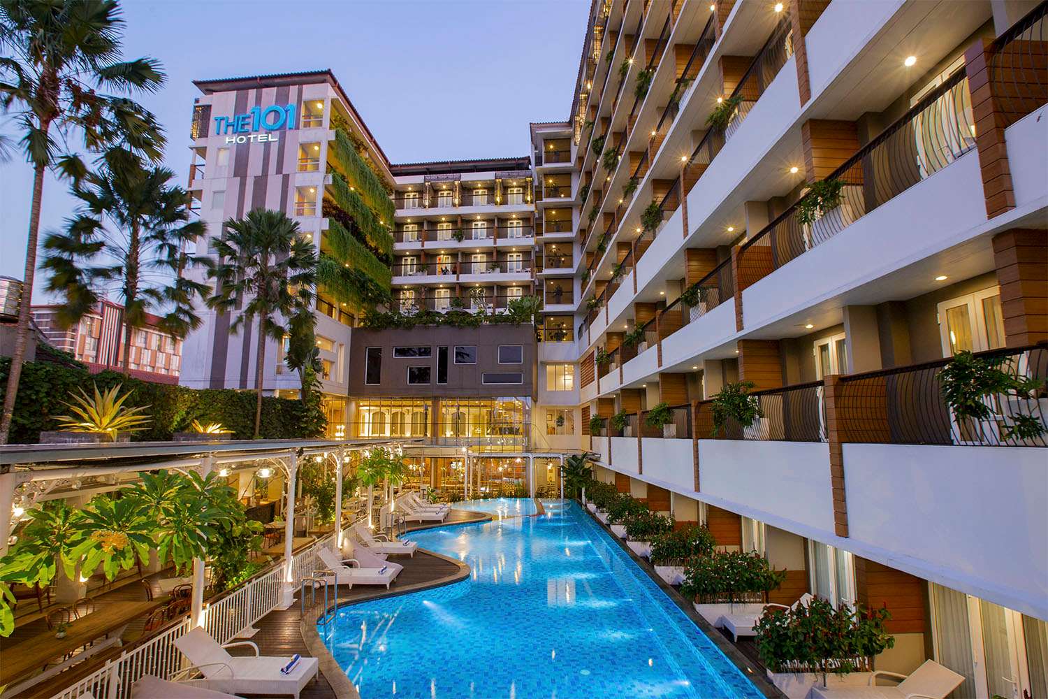 THE 1O1 Yogyakarta Tugu Hotel - Hotel dekat Tugu Jogja