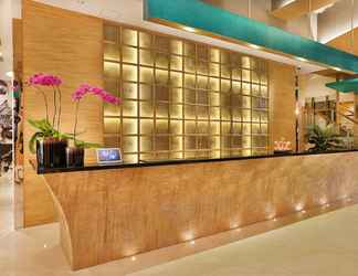 Lobby 2 THE 1O1 Jakarta Sedayu Darmawangsa