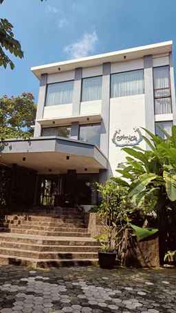 Amira Hotel Bandung, THB 614.24