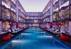 Swimming Pool 2 The Bene Hotel Kuta