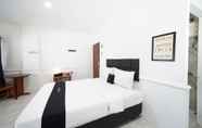 Bedroom 2 DS CoLive Marina Airport