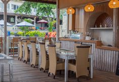 Restaurant 5 The Tanis Beach Resort