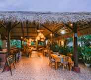 Restaurant 6 Medewi Bay Retreat