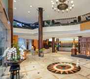 Lobby 2 Hotel Ciputra Semarang managed by Swiss-Belhotel International 