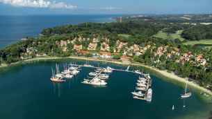 Nongsa Point Marina & Resort, Rp 952.226