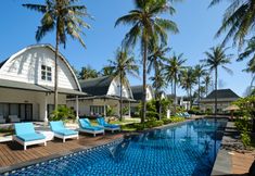 Swimming Pool 3 Jambuluwuk Oceano Gili Trawangan Resort