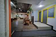 Common Space Bintang Tiga Guest House